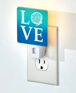 Beachy Bathroom Accents