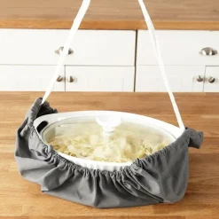 Casserole Caddy