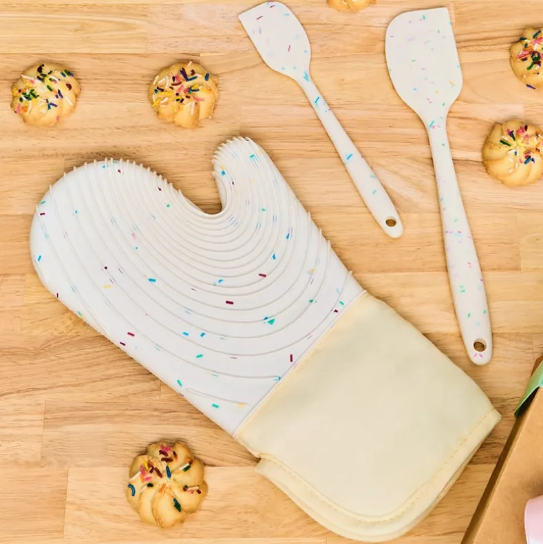 Confetti Baking Gift Set - Oven Mit and Set of 2 Spatulas