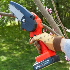 Handheld Chainsaw