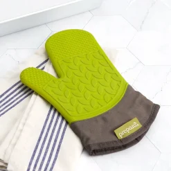 Heat-Resistant Silicone Oven Mitt with Extended Cuff