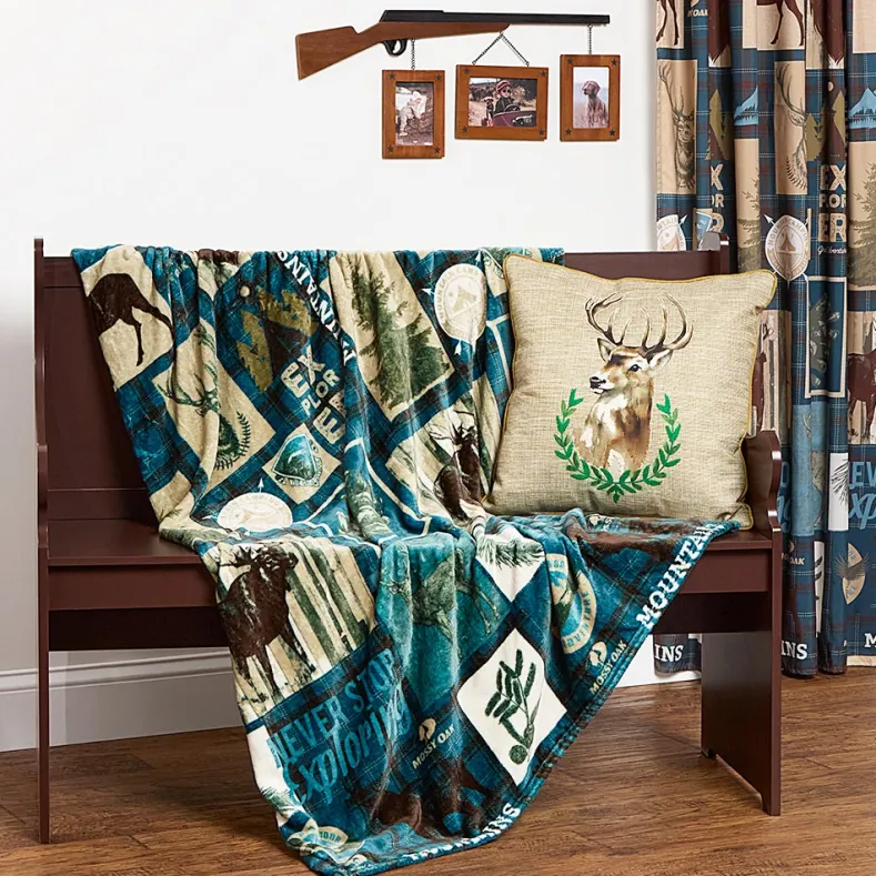 Mossy Oak Never Stop Exploring 50" x 60" Fleece Plush Throw