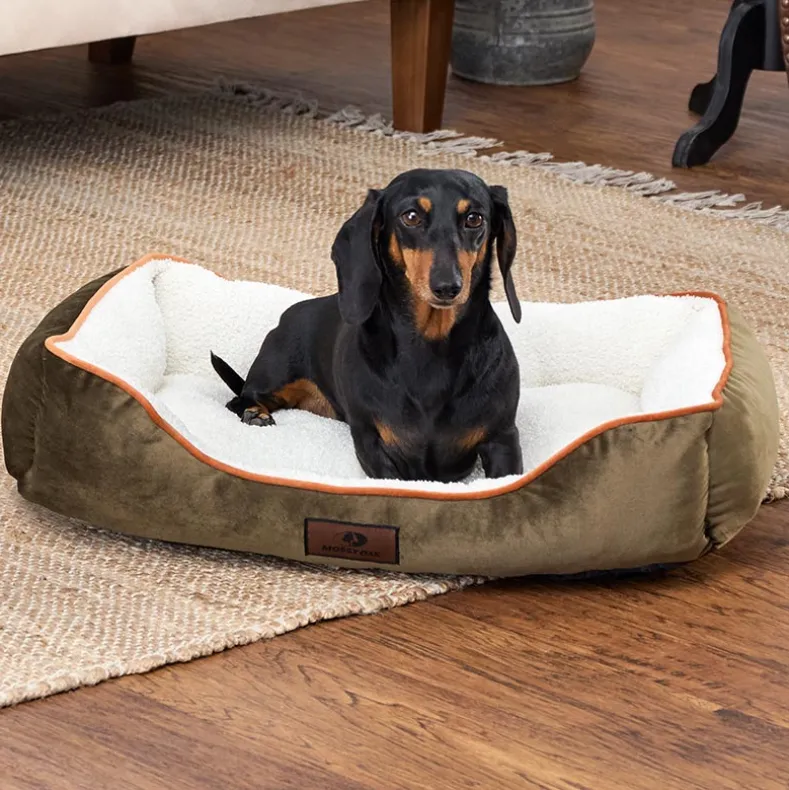 Mossy Oak Pet Bed - Plush Comfort with Non-Slip Bottom