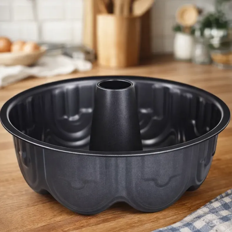 Non-Stick Crown Shaped Cake Pan Decorative Cakes