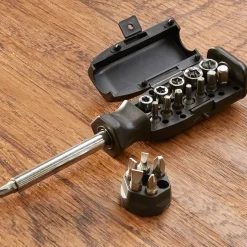 Screwdriver Socket Set 18 Pc.
