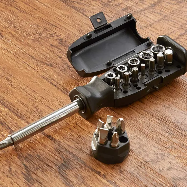 Screwdriver Socket Set 18 Pc.