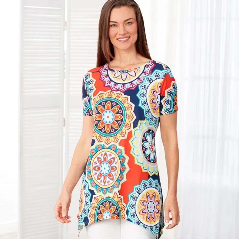 Women's Printed Short Sleeve Top with Asymmetric Hem